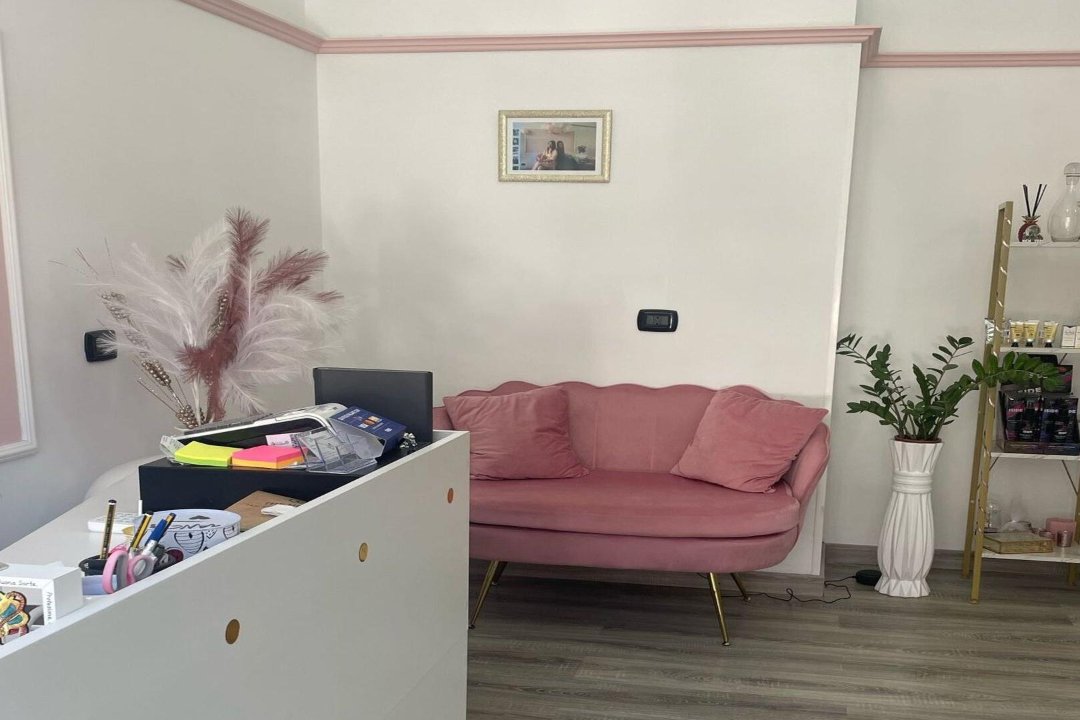 Upper East Side nails concept, Centro Storico, Latina