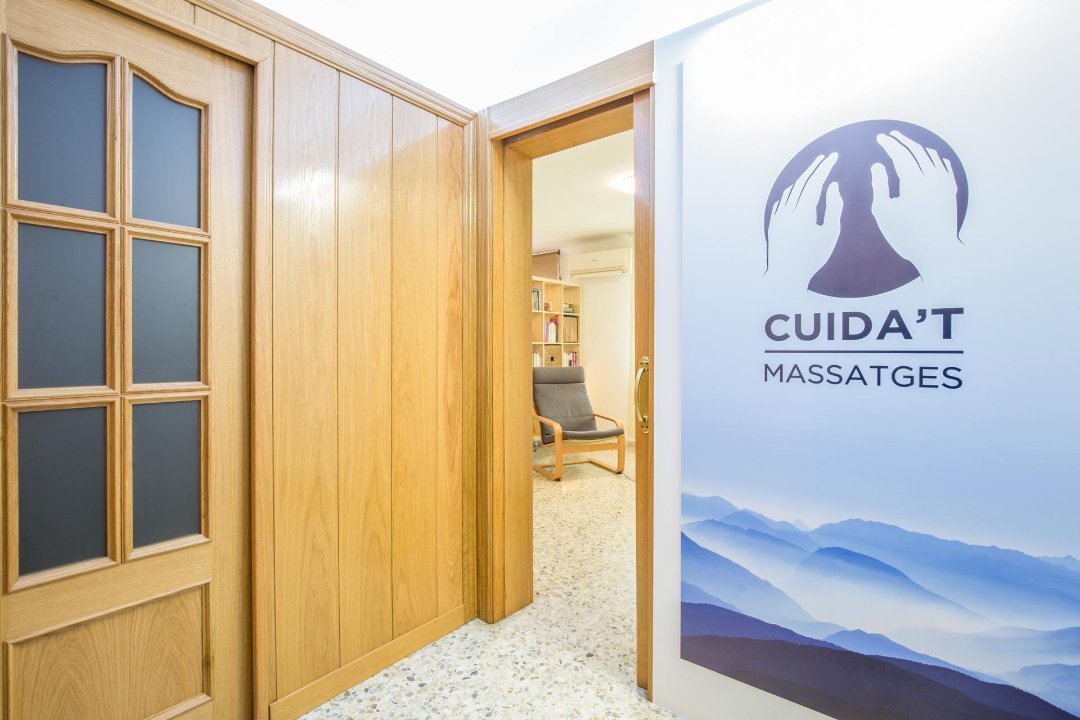 Cuida't Massatges, Sector Creu Alta, Provincia de Barcelona