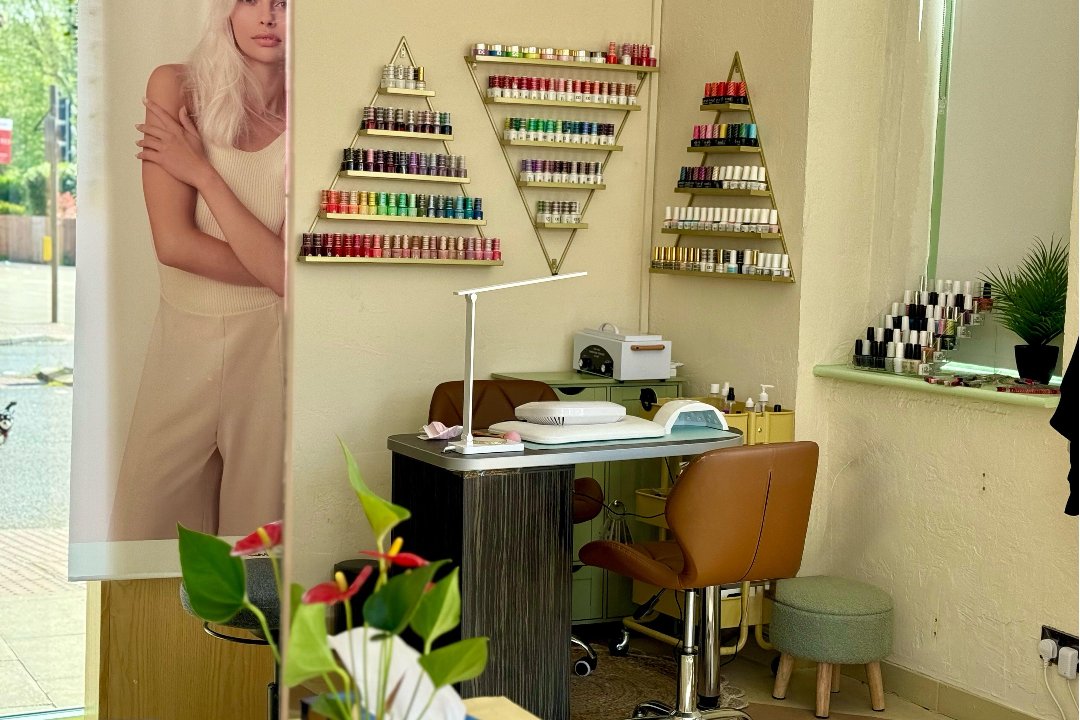 Aura Beauty & Spa, Boston Manor House, London