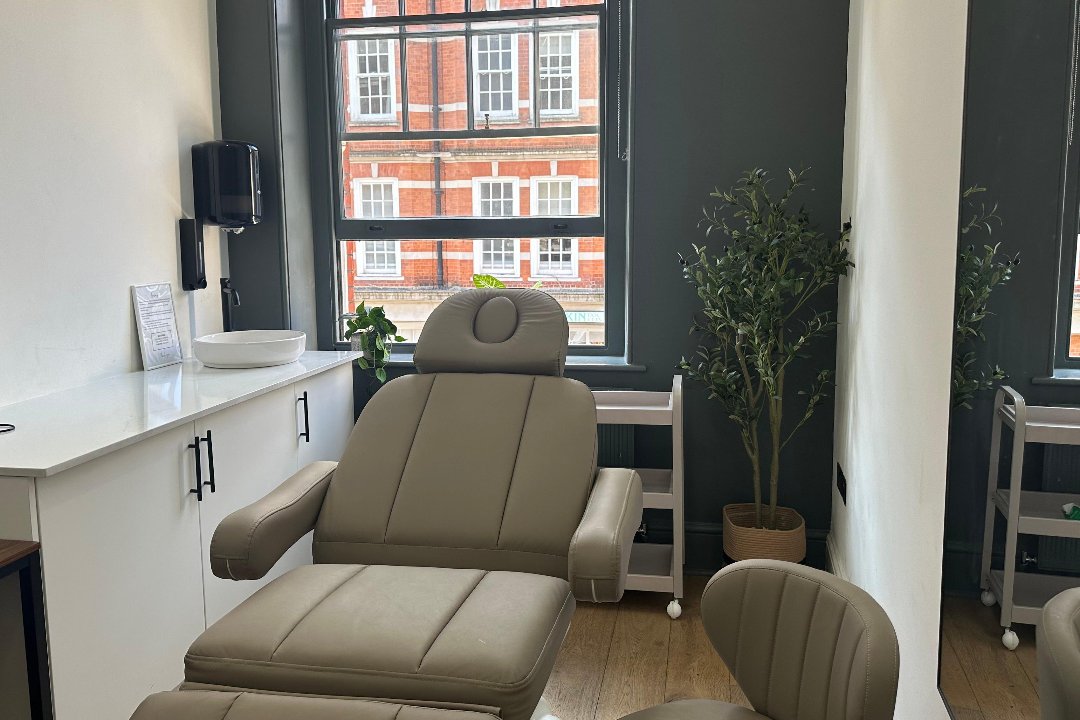 Clinic czink (Kings Cross), King's Cross St. Pancras, London