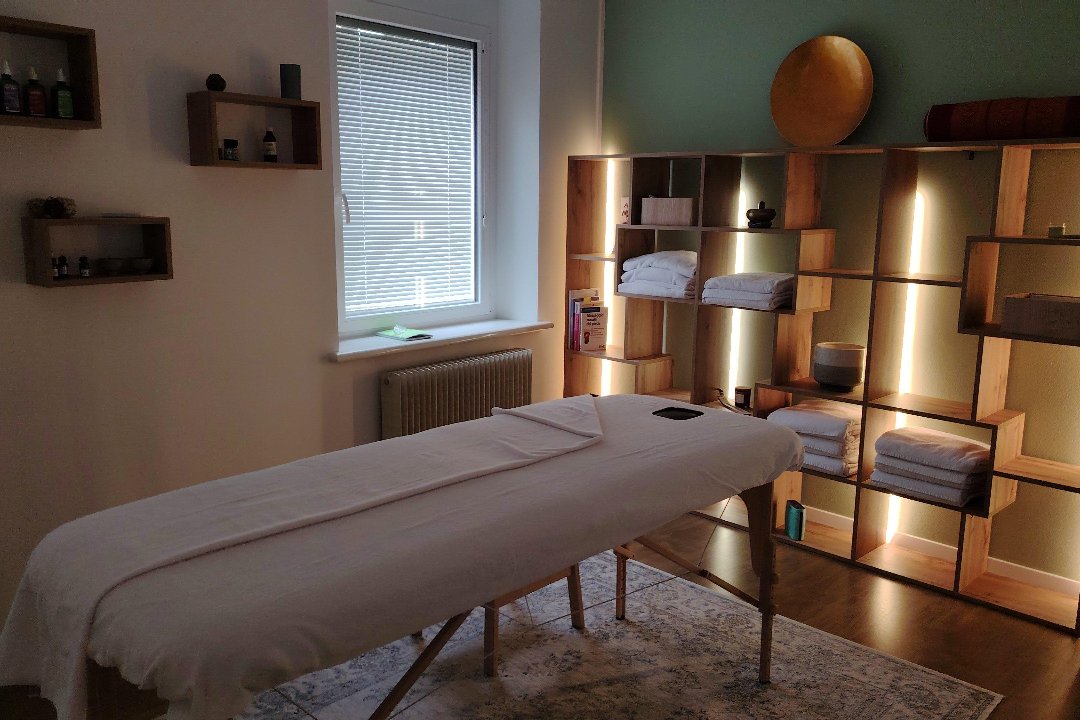 Studio Massaggi OLOS, Udine Città, Friuli-Venezia Giulia