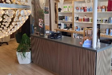 MASTERS of Hair Kapper Thamara Jane-Hairfashion.Vegan Biologische natuur kapper.