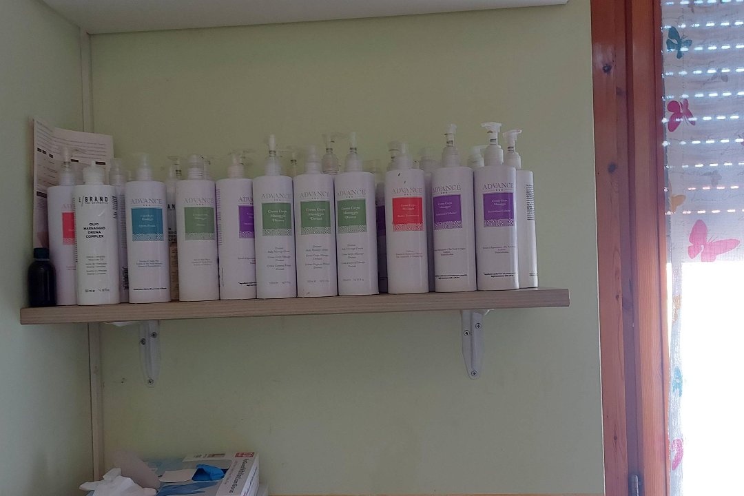 Studio Massaggi Benessere Caribe, Siziano, Lombardia