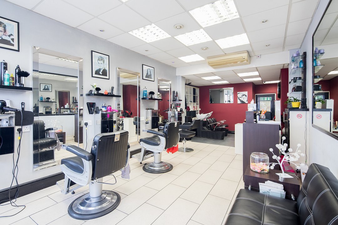 Lis Henderson, Snaresbrook, London