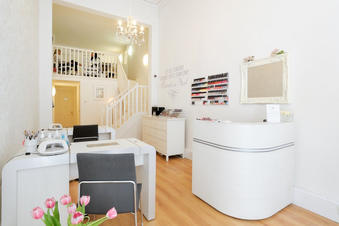 Nicole's Nails & Beauty, Bruntsfield, Edinburgh