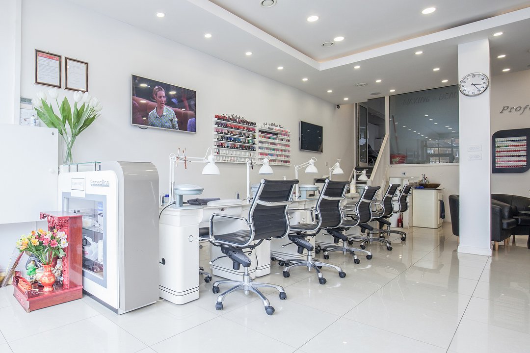 Nikki's Nails & Beauty, Fulham, London