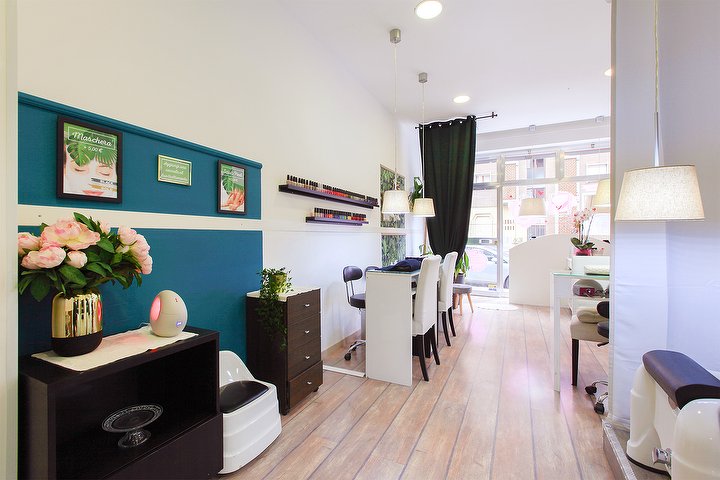 Nails Cafè - Via Ronchi - Onglerie 20134 Milano - Photo de galerie - OneBooking