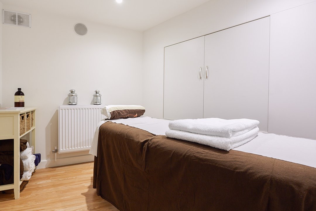 TC Bespoke Massage, Elephant and Castle, London