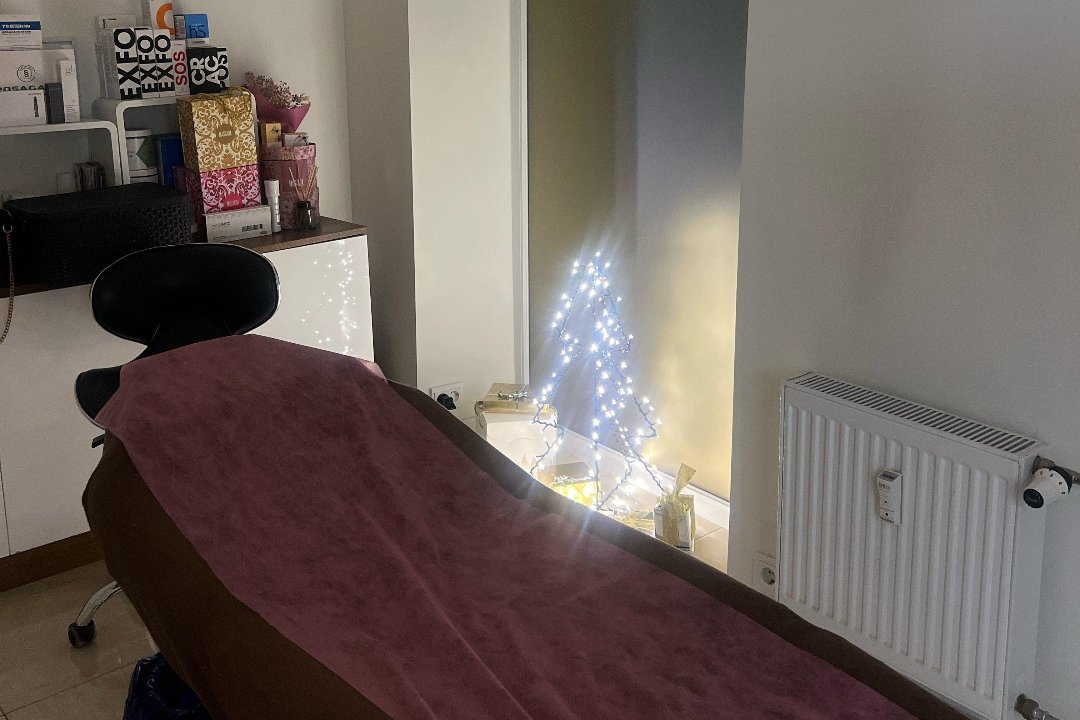 Antakių ir blakstienų laminavimas | korekcija | dažymas, Depiliacijos, Miesto centras, Šiauliai
