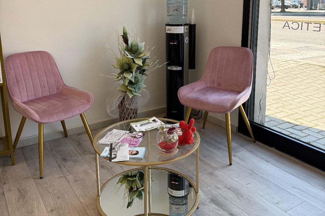 Kamarè Estetica, Sostegno, Bologna