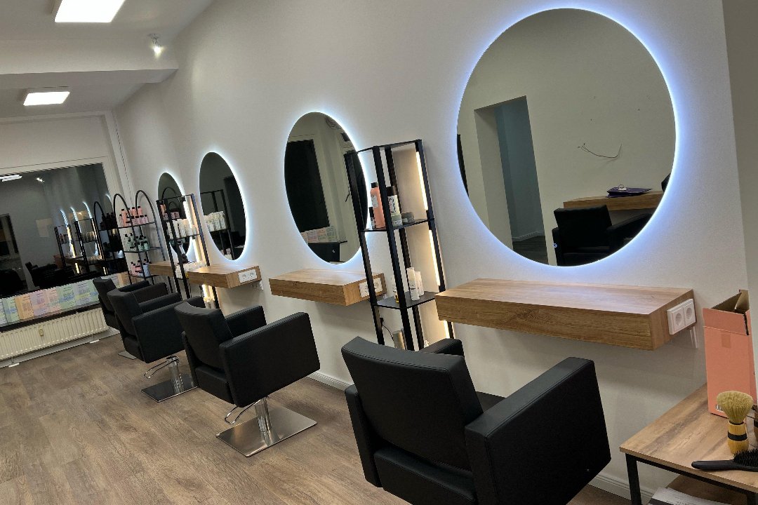 VAHIDS-HAIRSTORE, Eppendorfer Landstraße, Hamburg