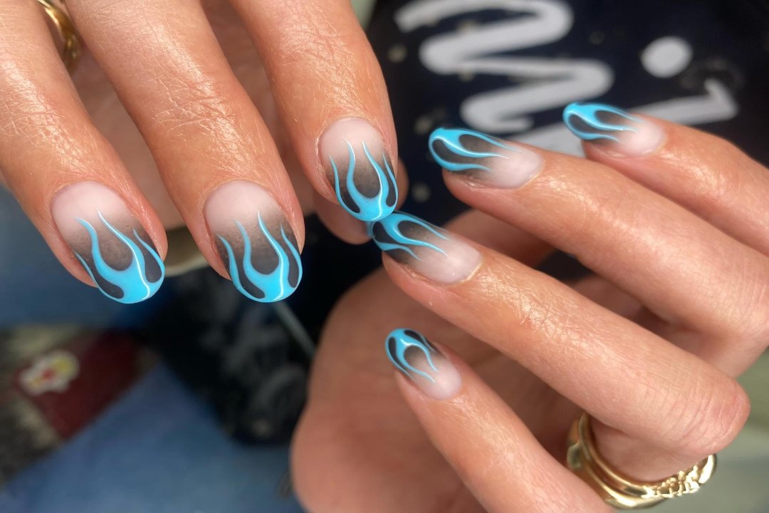 Nail'd By, Station-Zuid WTC, Amsterdam