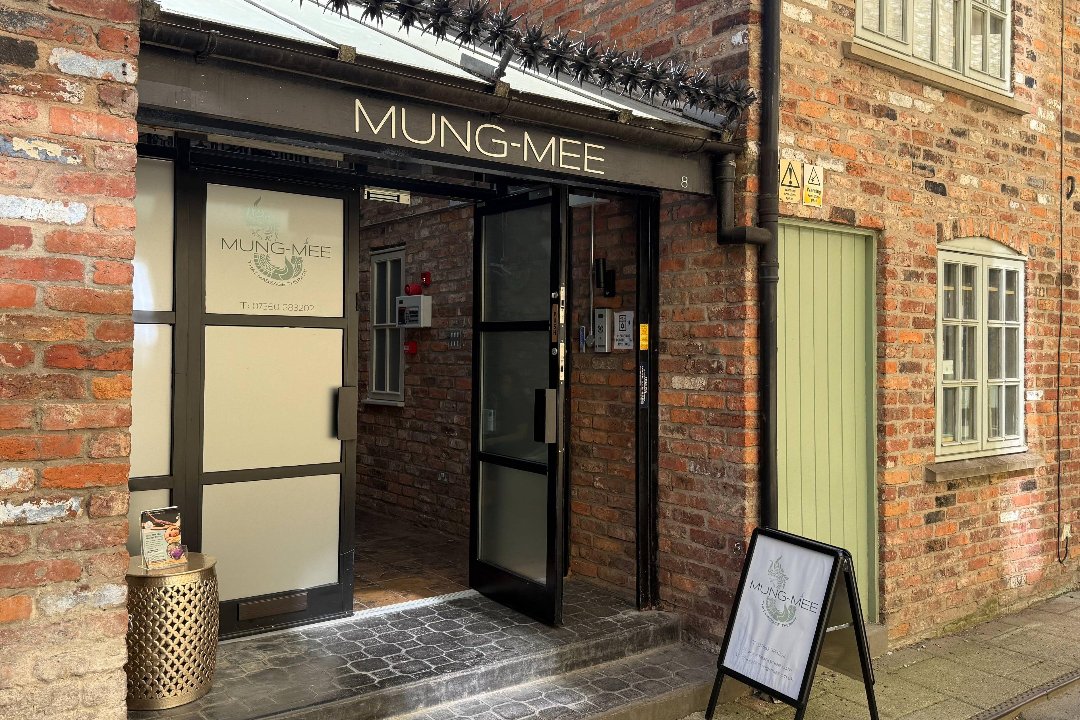 Mung Mee, Lever Street, Manchester