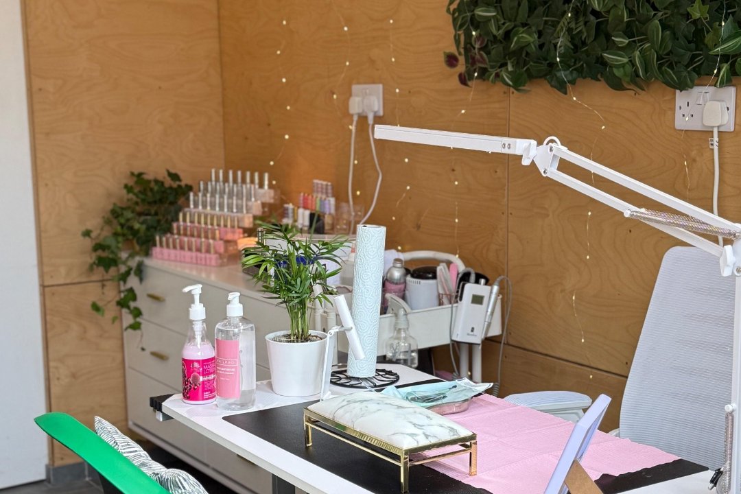The Artisan Beauty Club, London, Betts Park, London