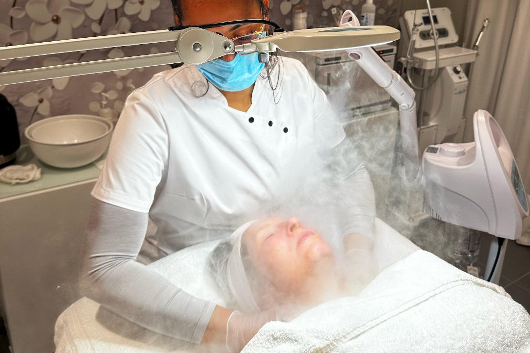 Hibiscus Skin Care, Hoofddorppleinbuurt, Amsterdam