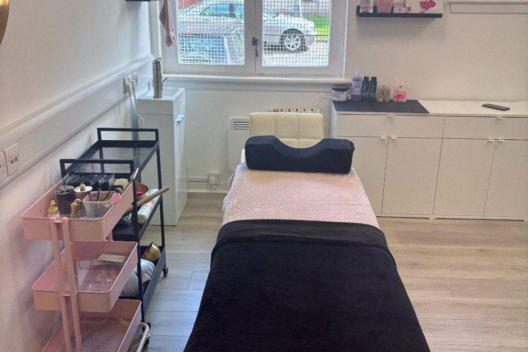 The Lash Lady Paisley, Paisley, Glasgow Area