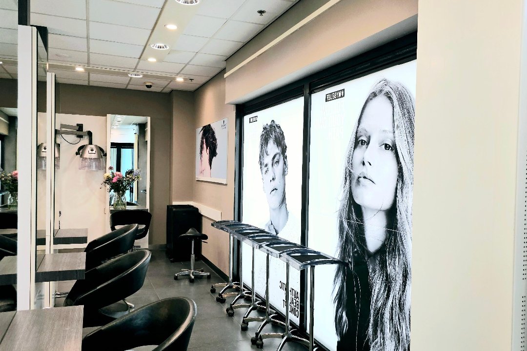 Star Touch Hair & Beauty, Brink, Noord-Holland