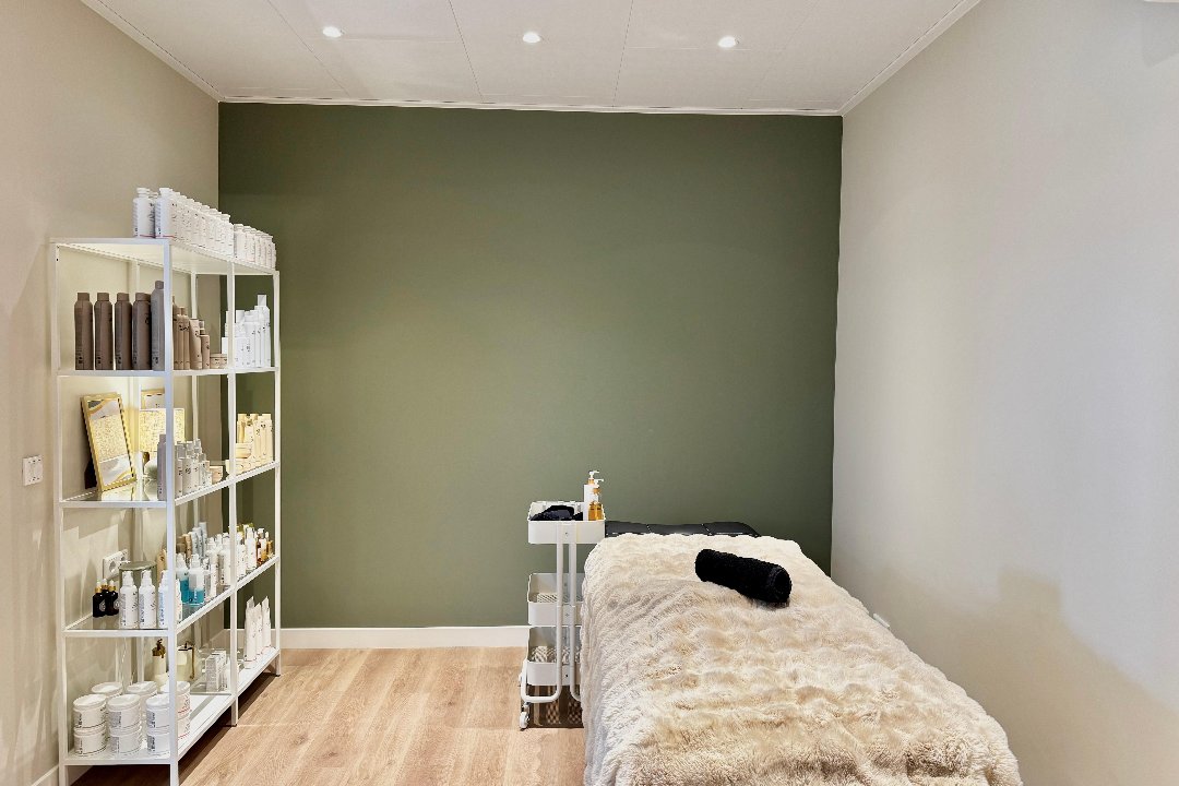 Hairspa Sereen, Noordoostpolder, Flevoland