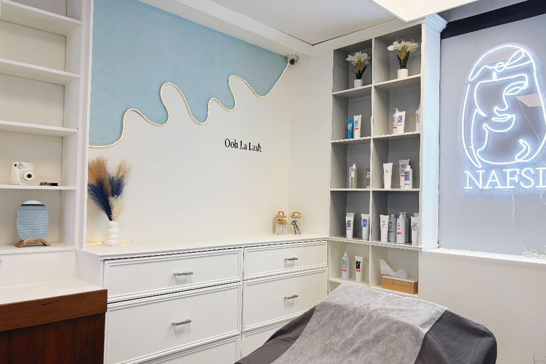 Nafsi Beauty, Vissershaven, The Hague