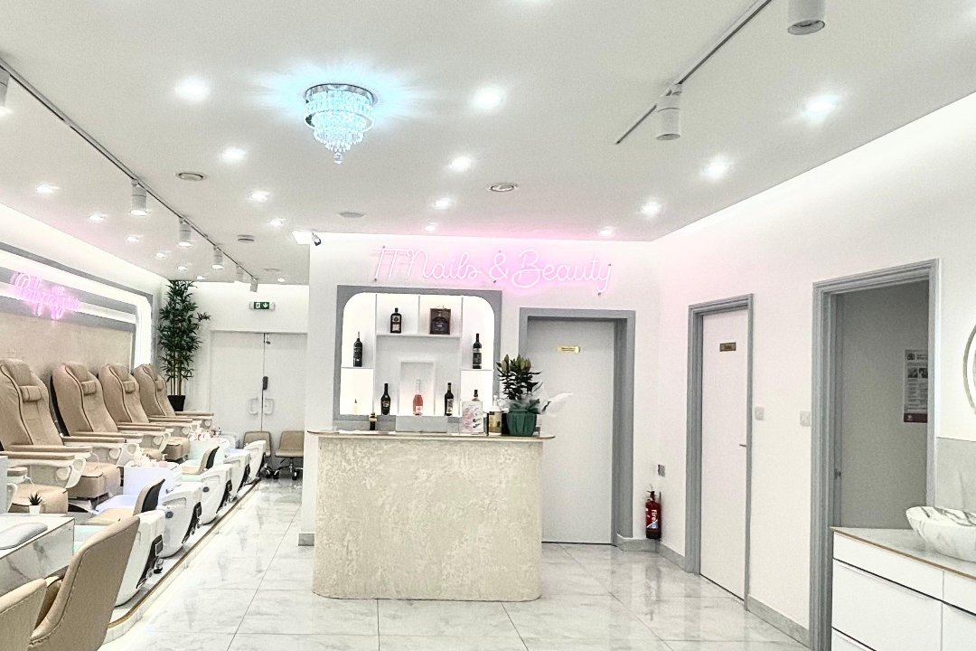 TT Nails & Beauty Battersea, Battersea Park, London