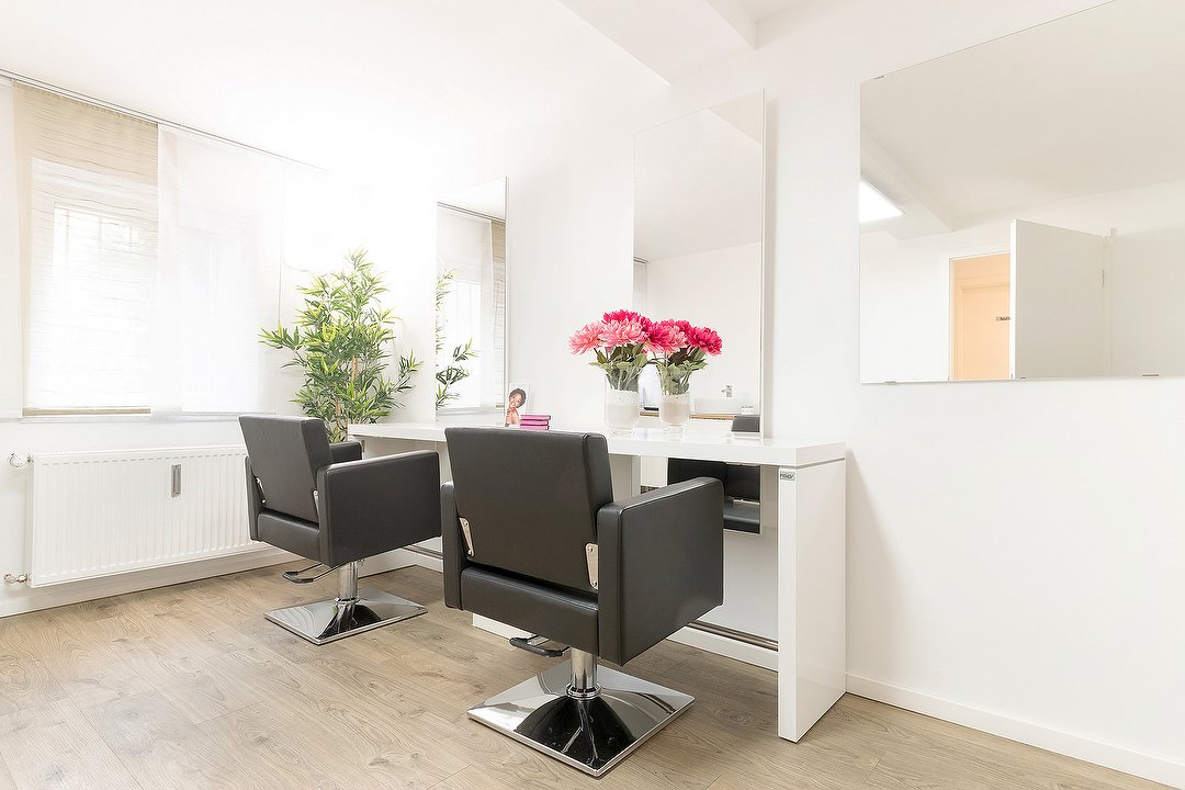 Afro Ethnic Hair & Beauty Joanita Missoh, Schwabing, München