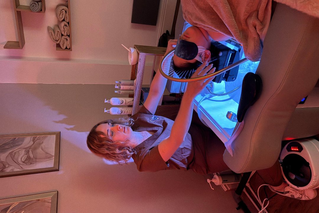 F&F Head Spa, Navigation Road, Trafford