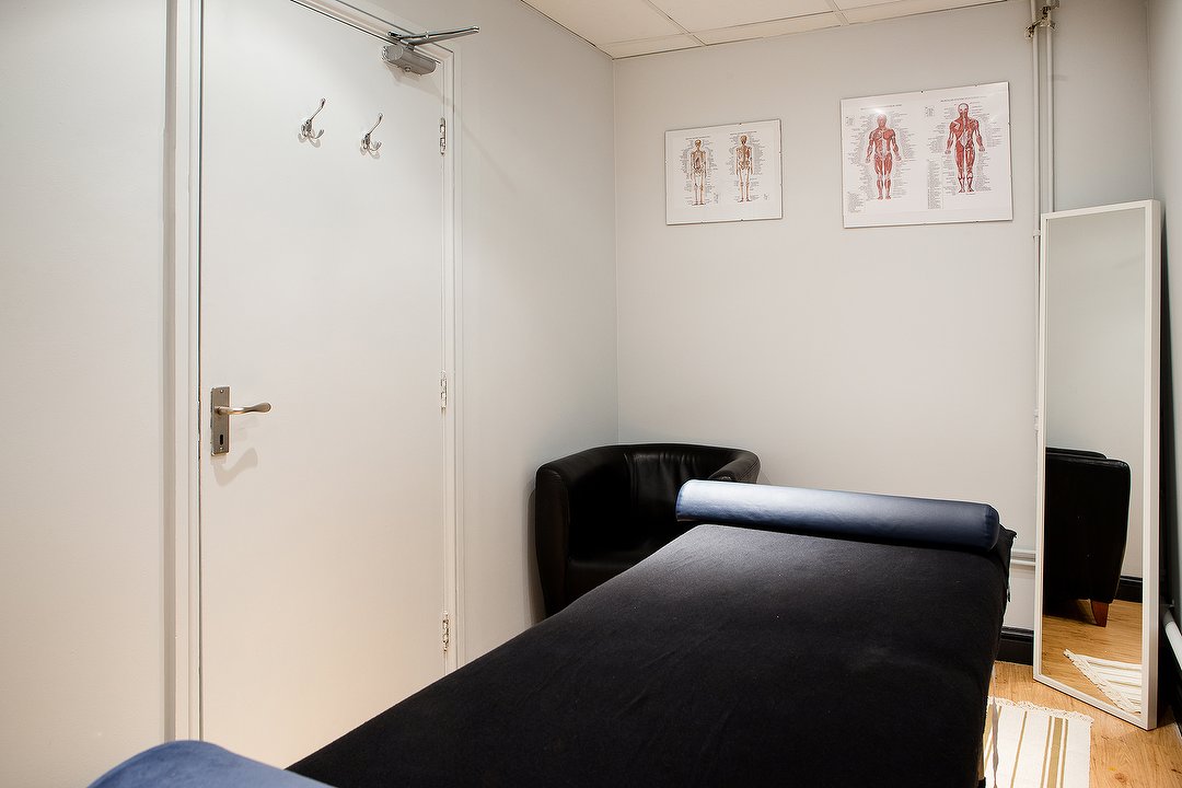 Unique Sports Massage Treatment Room Wellness In Romford London Treatwell 9698