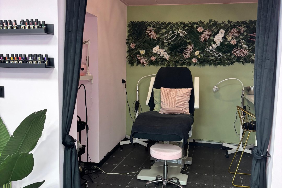 MKL Nails and Beauty, Enschede