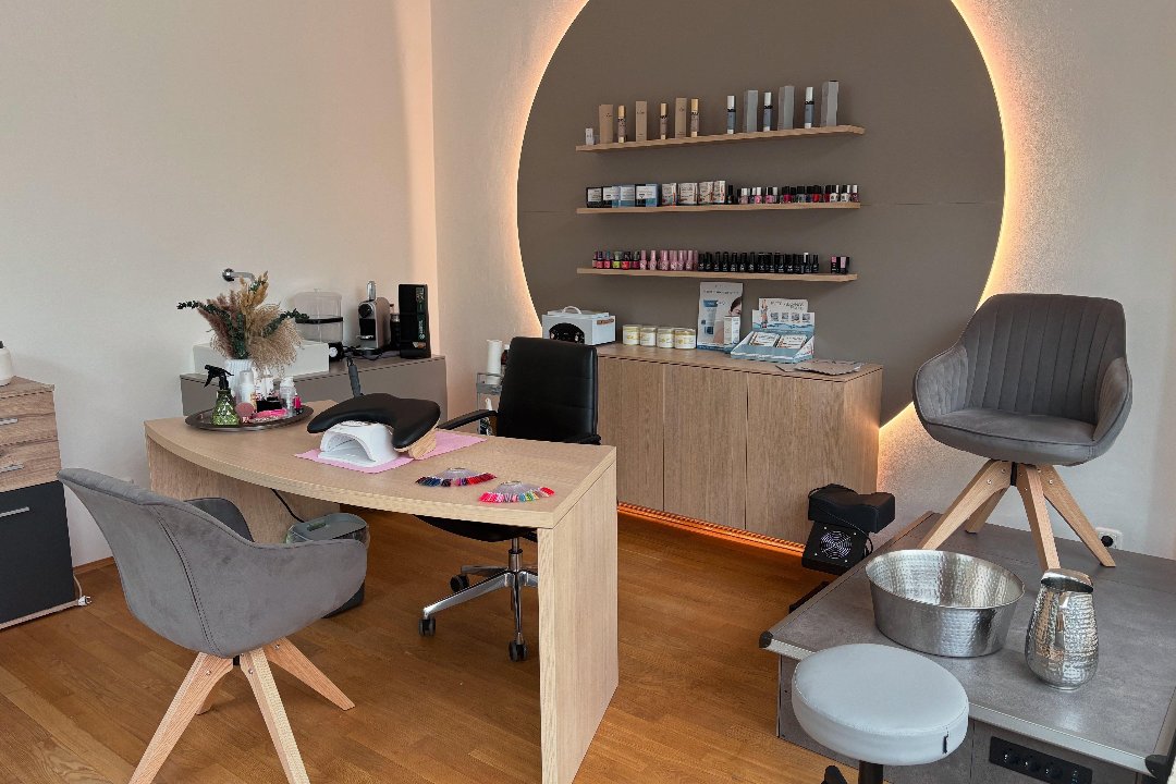 The Nail Artisans, Maxvorstadt, München