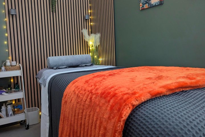 The Beauty Biome - Massage Alwoodley  - Photo de galerie - OneBooking
