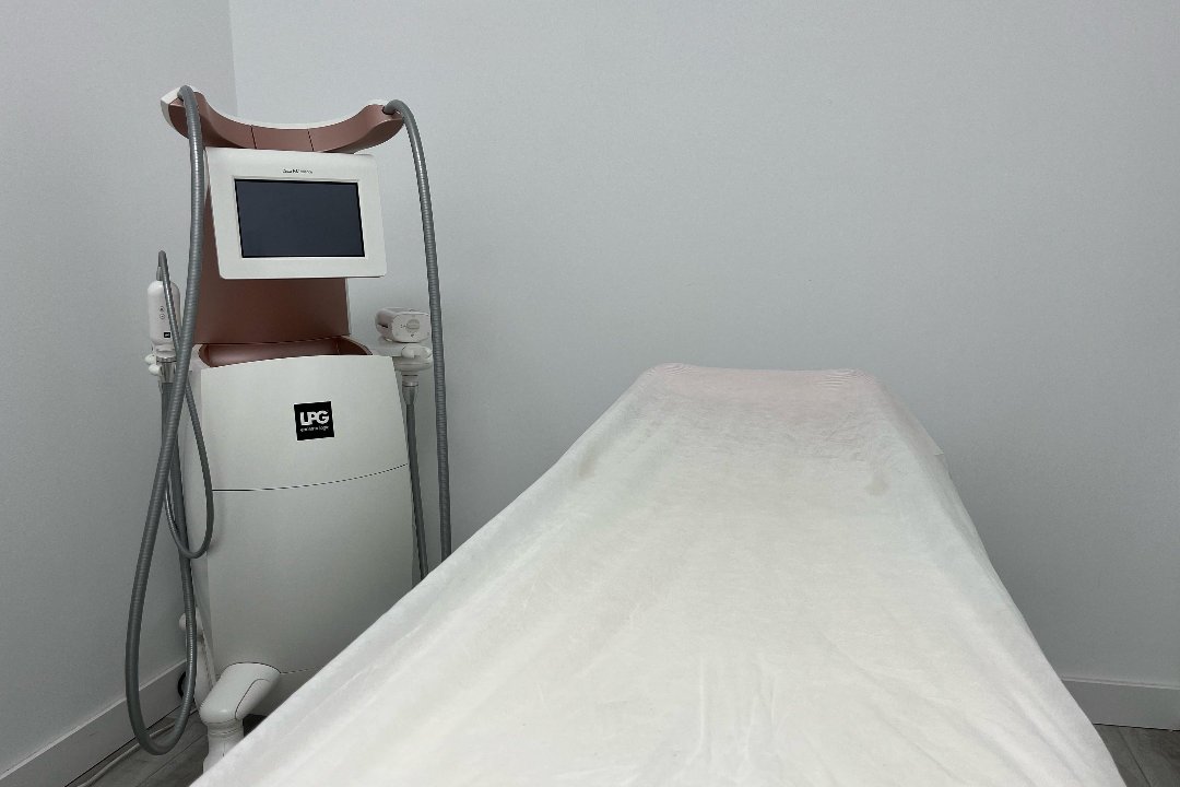 Clínica Reabel Medicina Estética, Distrito Centro, Comunidad de Madrid