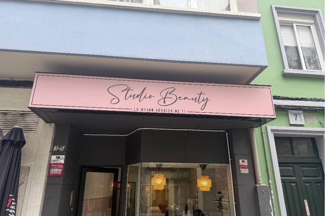 Studio Beauty, Agra do Orzán, A Coruña
