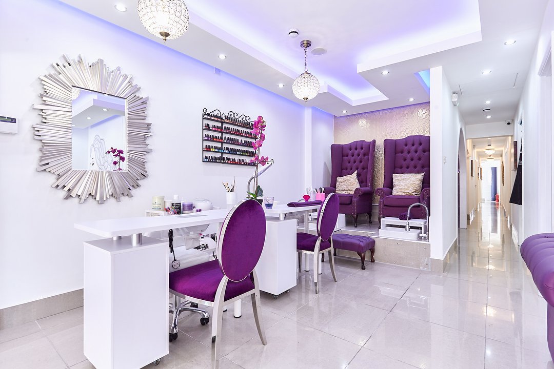 Bella & Bello Hair & Beauty Salon, Ealing Broadway, London