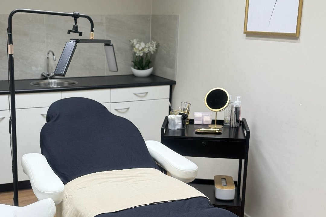 Elevate your beauty salon, Brouwerstraat, Almere