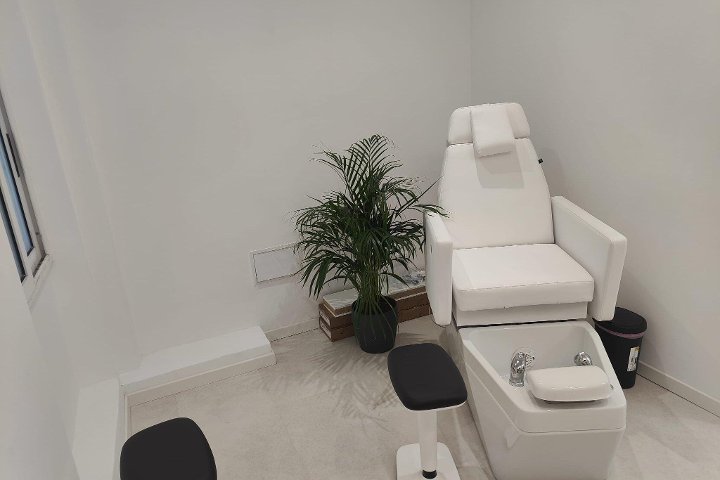 SOS Nails - Onglerie Roma - Photo de galerie - OneBooking