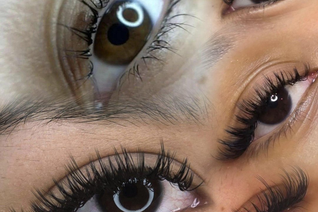 YC Lashes and Nails, Sant Pere, Provincia de Barcelona