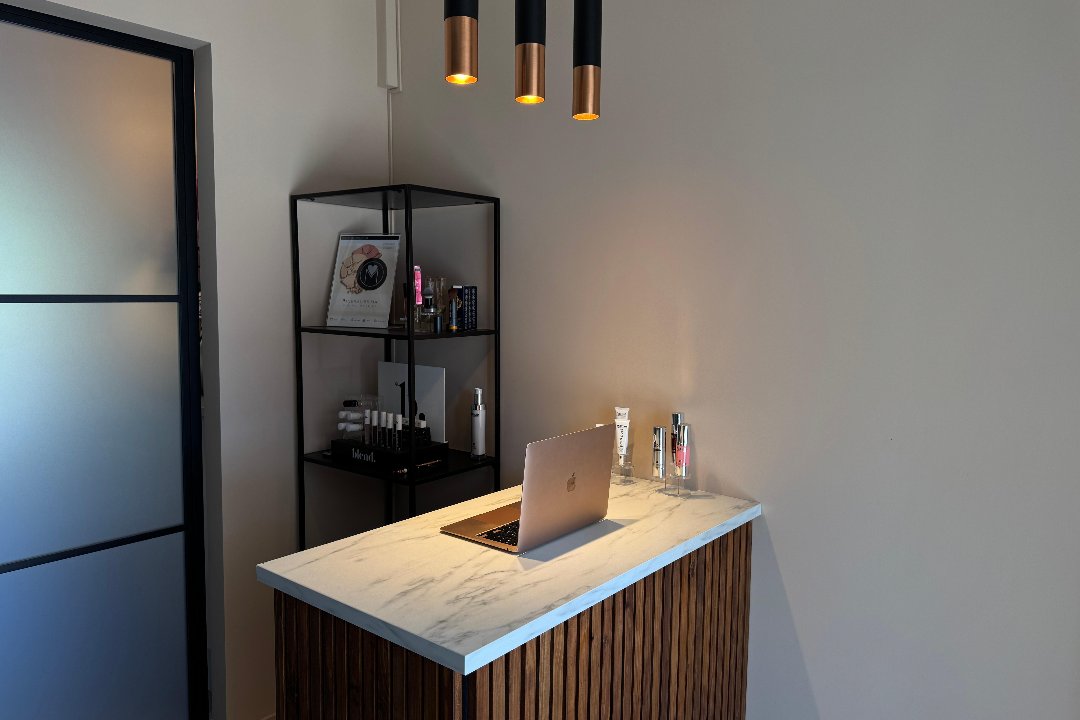 Permanent Touch, Rijen, Noord-Brabant