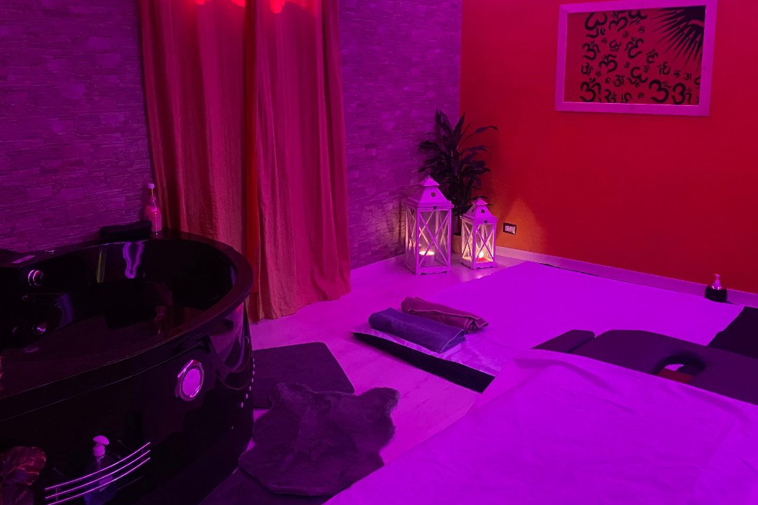 Relax di Andrea Xhemali Massaggiatore Olistico a Torino, Corso San Maurizio, Torino