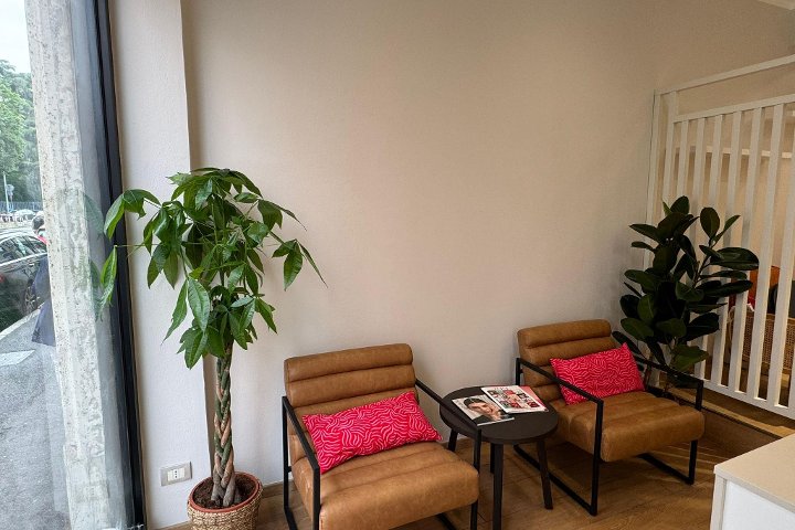 Candy Nail - Onglerie Monza - Photo de galerie - OneBooking