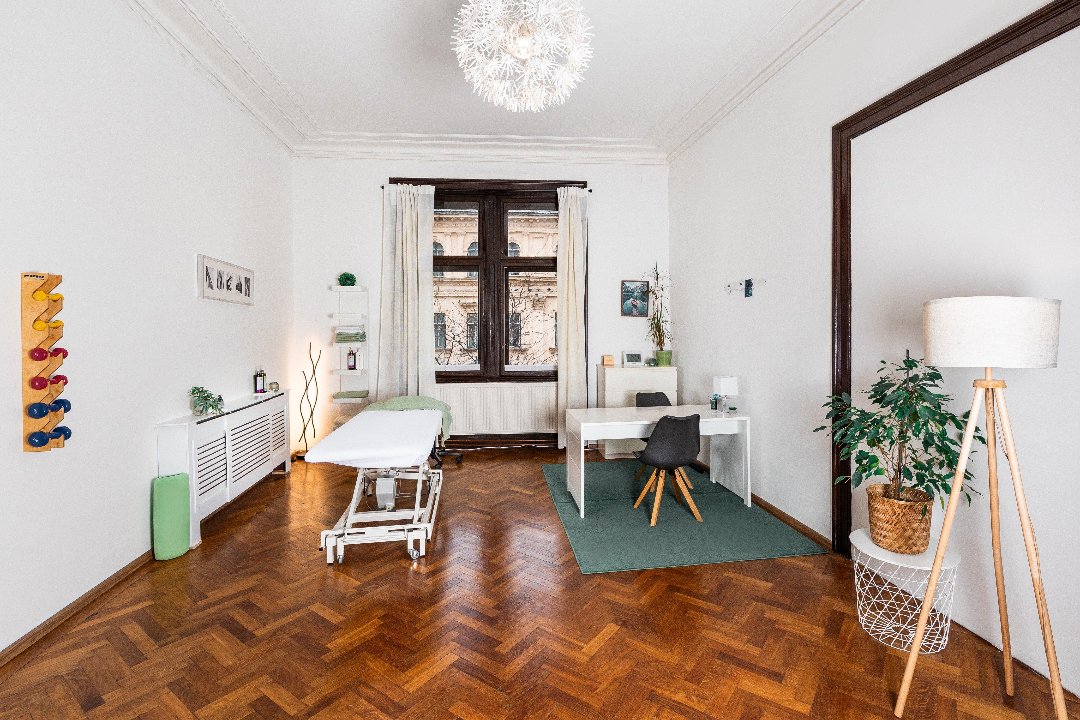 Massage Walter Kaspar @ Physiozentrum Mariahilf, 6. Bezirk, Wien