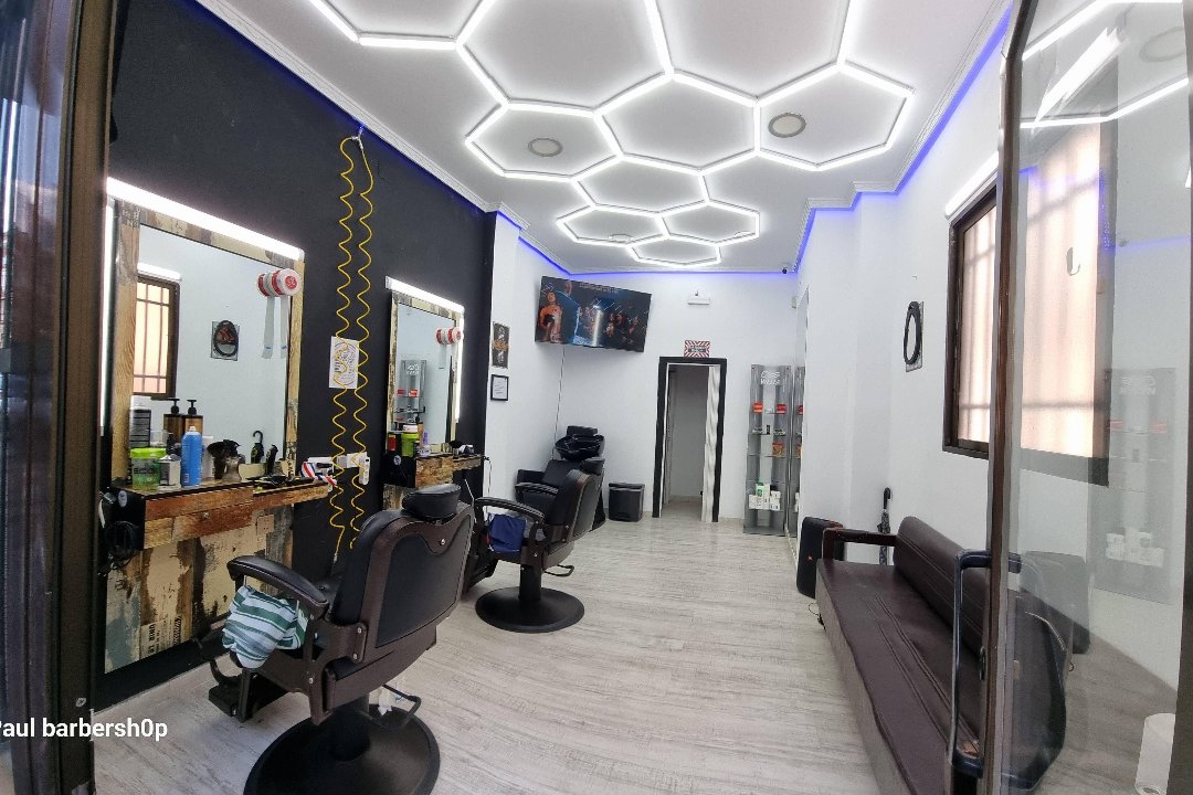 Paul Barbershop, San Blas, Madrid