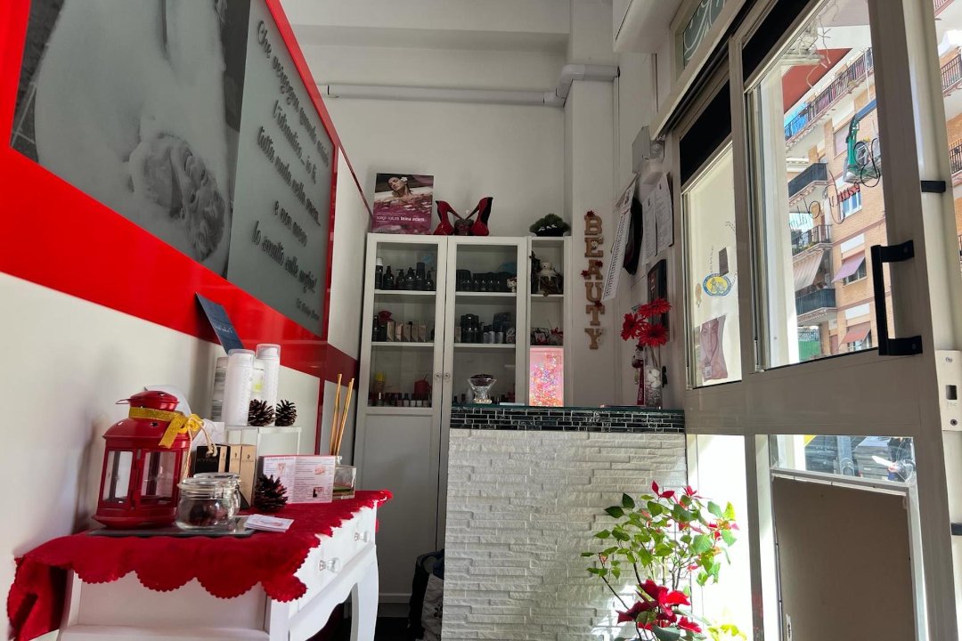 La Regina della Bellezza, Ostia, Roma