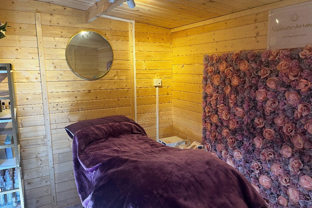 Holistic Harmony, Worcester