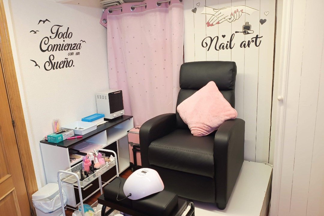 Yenny Cordero Nails, La Nova Esquerra de l'Eixample, Barcelona