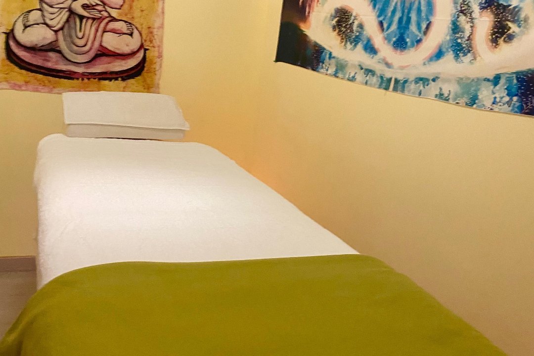 ATMA Holistic Health, Almada