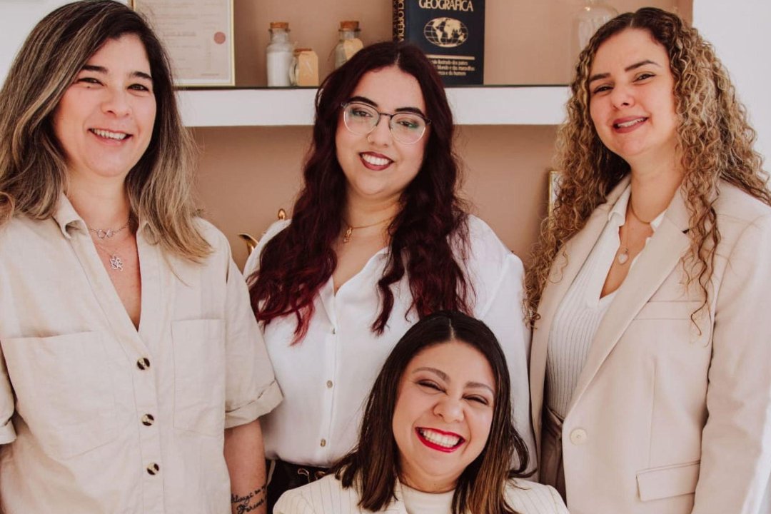Organic Salon Hair | Beauty esthetics, Porto
