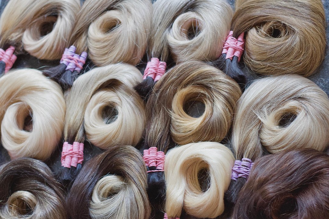 Glow Hair extensions , Zeilstraat, Amsterdam