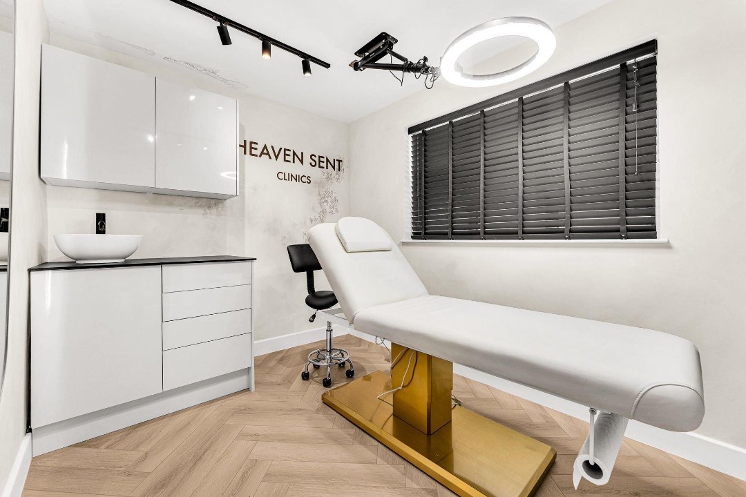 Rosy Glow Aesthetics @ Heaven Sent Clinics, Wilmslow, Cheshire