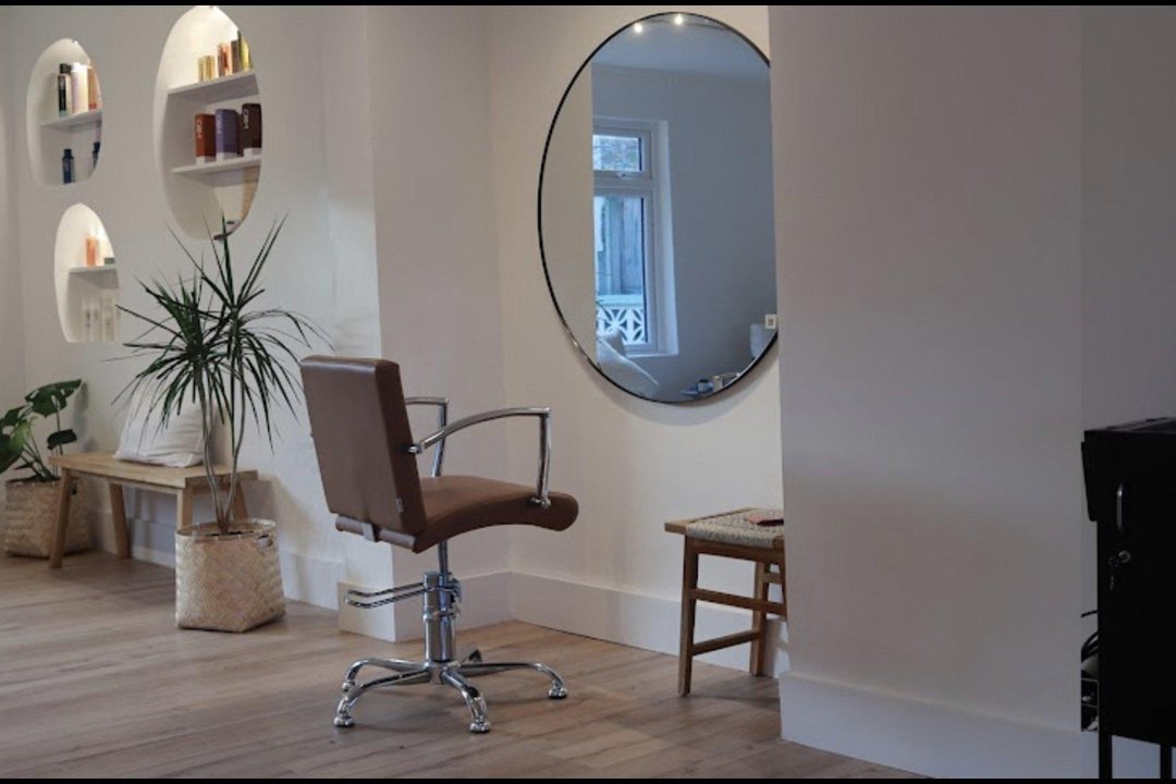 Emma C Hair @ The Suite, Camden Street, Dublin