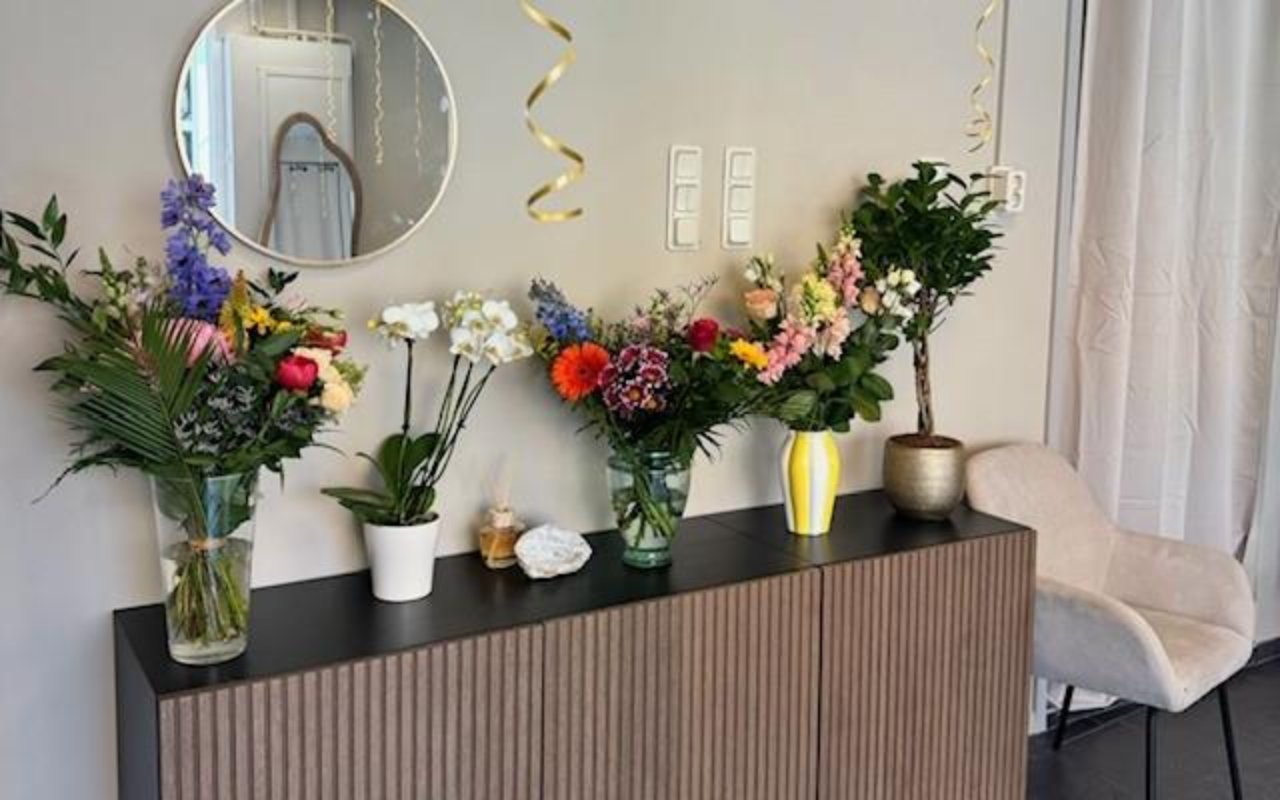 Interieur van Brows & Glow by Ayesha in Hoogkarspel
